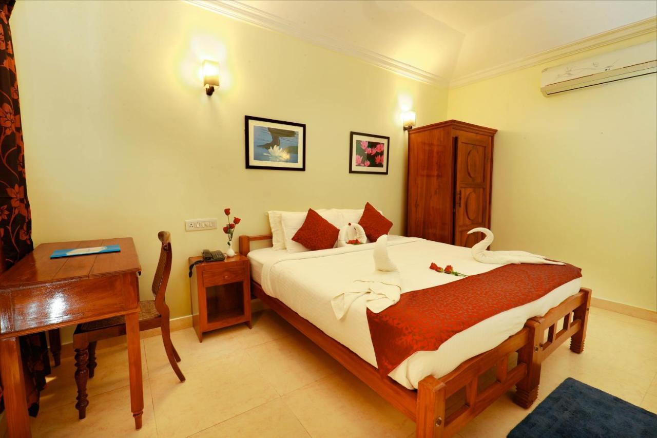 Triveny River Palace Hotel Alappuzha Exterior foto