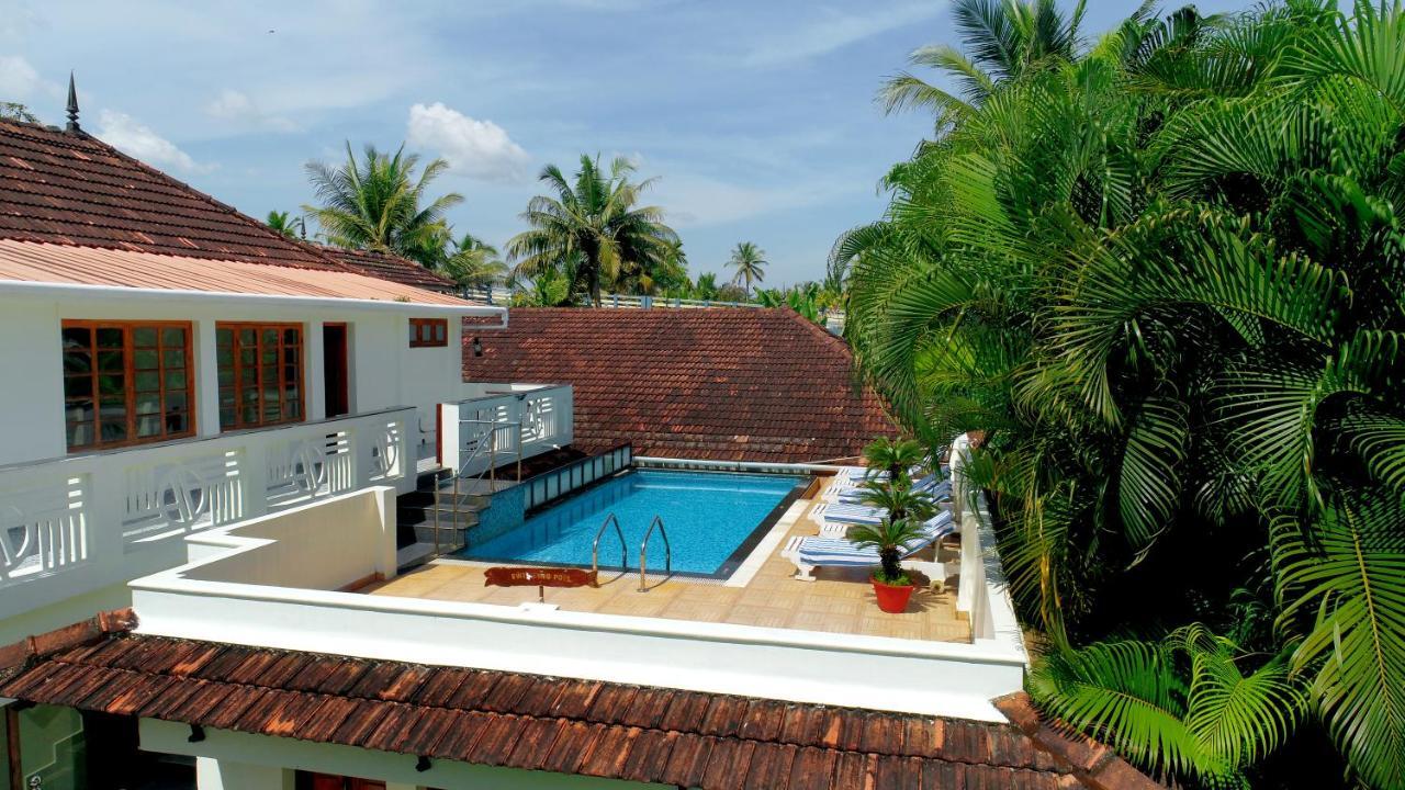 Triveny River Palace Hotel Alappuzha Exterior foto